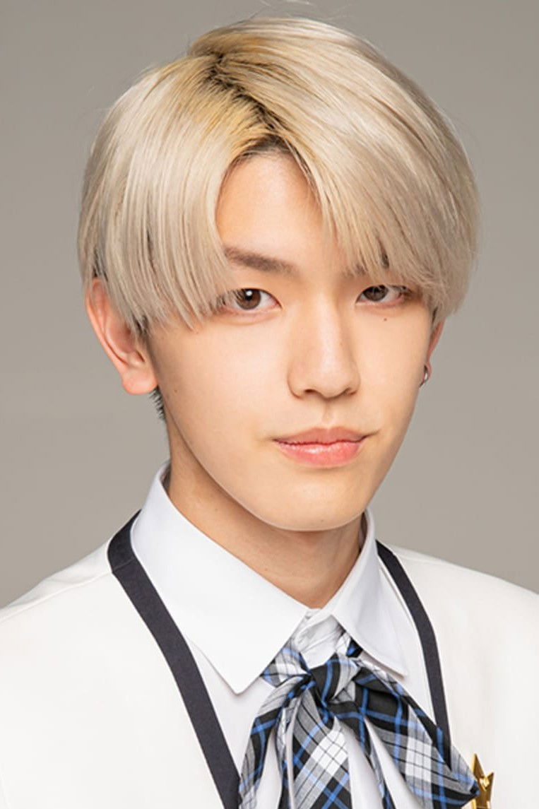 Photo Hiromu Takatsuk