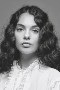 Photo Deva Cassel #347769