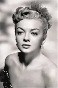 Photo Myrna Dell