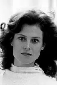 Photo Sigourney Weaver #384074