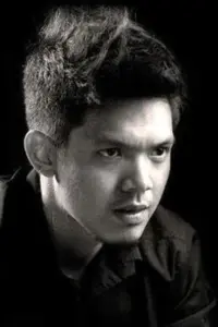 Photo Reza Nangin