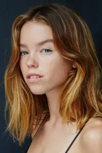 Photo Milly Alcock #510997