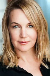 Photo Renee O'Connor