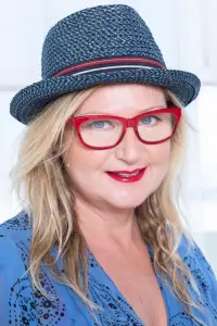 Photo Mona May #326478