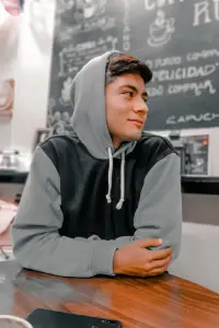 Photo Ernesto Avilic