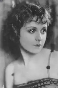 Photo Louise Lorraine