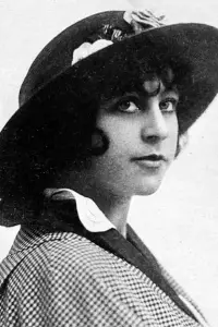 Photo Charlotte Burton #508895