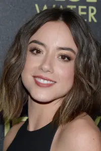 Photo Chloe Bennet