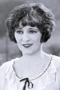 Photo Edith Roberts