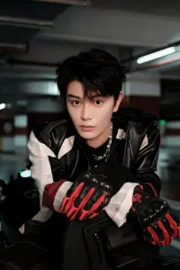 Photo Ding Yuxi