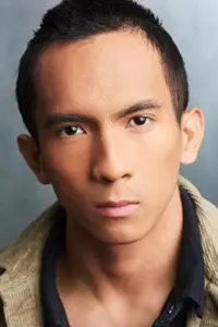 Photo Jon Awit