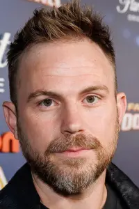 Photo Tim Ogletree #333273