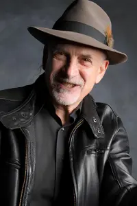 Photo Peter Kinoy