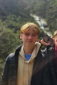 Photo Riley Bates #438588