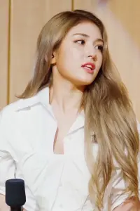 Photo Jeon So-mi