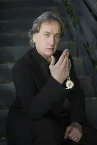 Photo Jonathan Pendragon