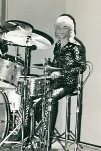 Photo Mick Woodmansey