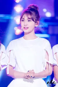 Photo Jeon So-mi
