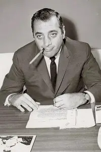 Photo Henry G. Saperstein #343305