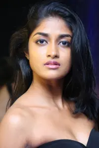 Photo Dimple Hayathi