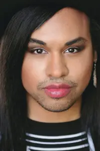 Photo Sean Sprawling