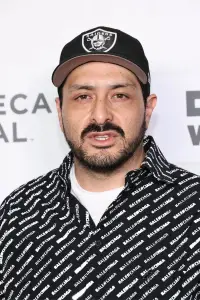 Photo Miles Alva #329674