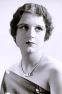 Photo June Collyer