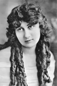 Photo Vivian Edwards