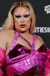 Photo Salina EsTitties #502347