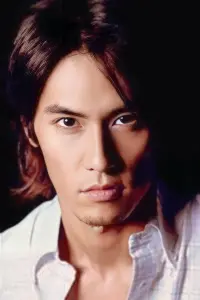 Photo Thienchai Jayasvasti Jr.