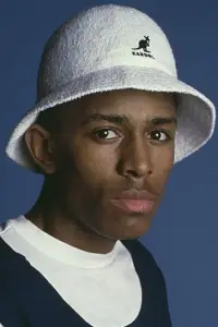 Photo M.C. Shan #510860