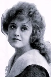 Photo Elinor Field