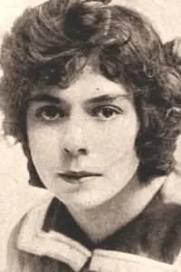 Photo Lottie Pickford