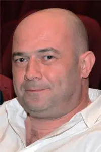 Photo Selim Demirdelen