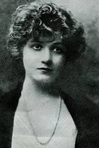 Photo Edna Mayo