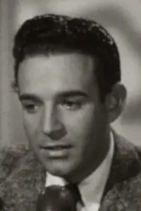 Photo Ralph Lewis