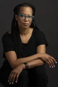 Photo Angela Barnes