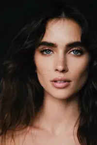 Photo Elisha Herbert #371628