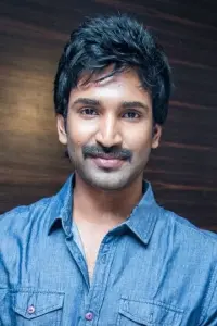 Photo Aadhi Pinisetty