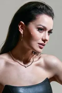 Photo Fahriye Evcen