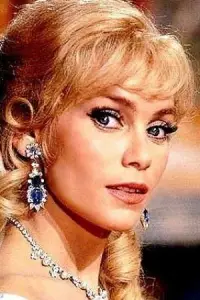 Photo Estella Blain #521523