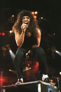 Photo Gary Cherone