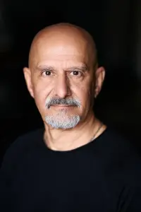 Photo Gus Tayari