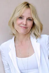 Photo Emma Caulfield Ford