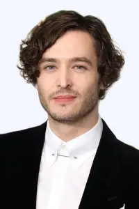 Photo Alexander Vlahos