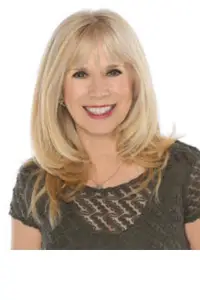 Photo Peggy Lee Brennan