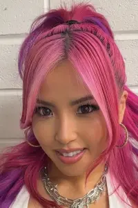 Photo Mina Shirakawa