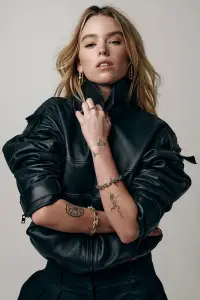 Photo Milly Alcock #525049