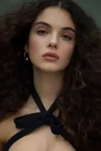 Photo Deva Cassel #347773