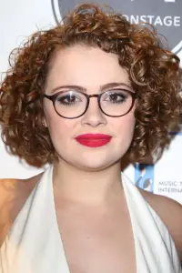 Photo Carrie Hope Fletcher